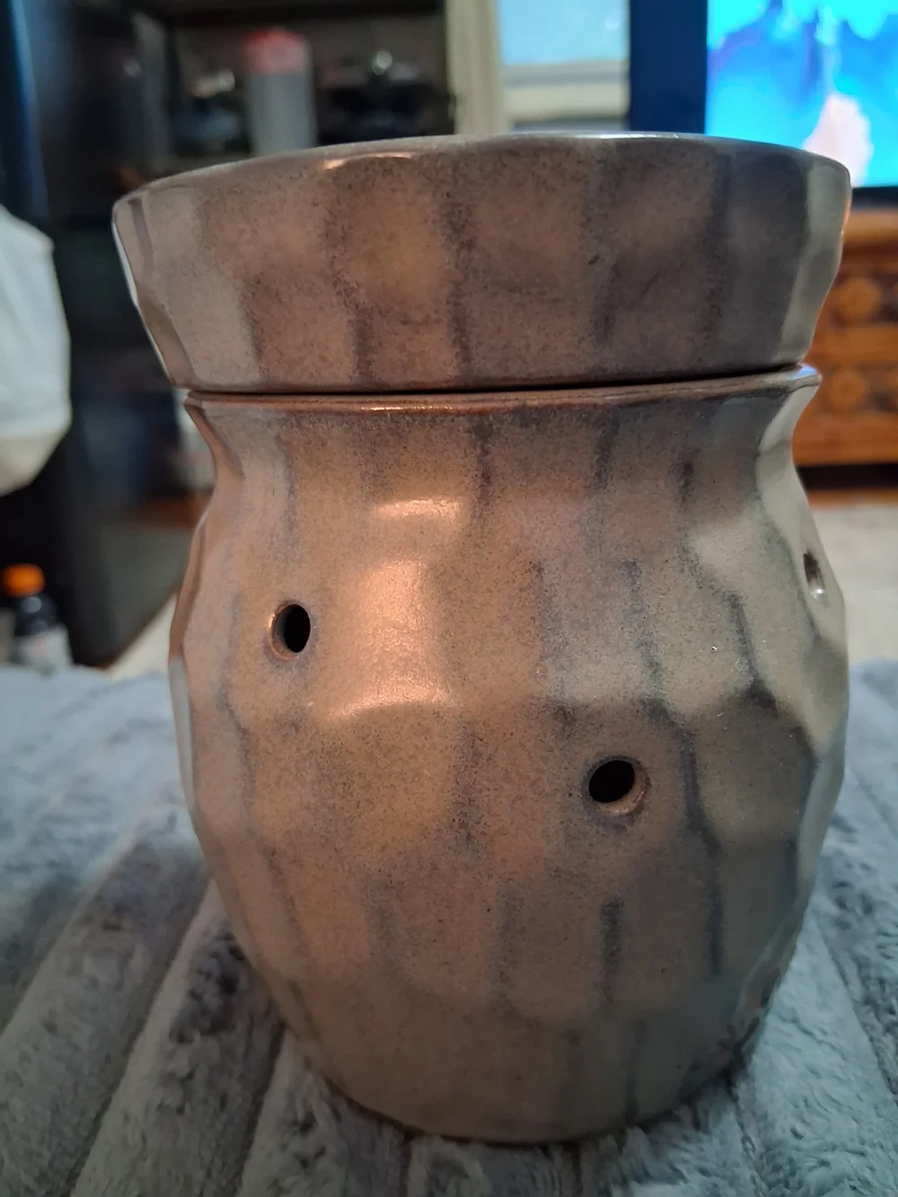 NIB Scentsy Chisel Mid-Size Warmer